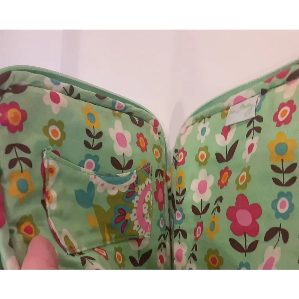 Vera Bradley Ipad/Tablet Case Paisley Floral